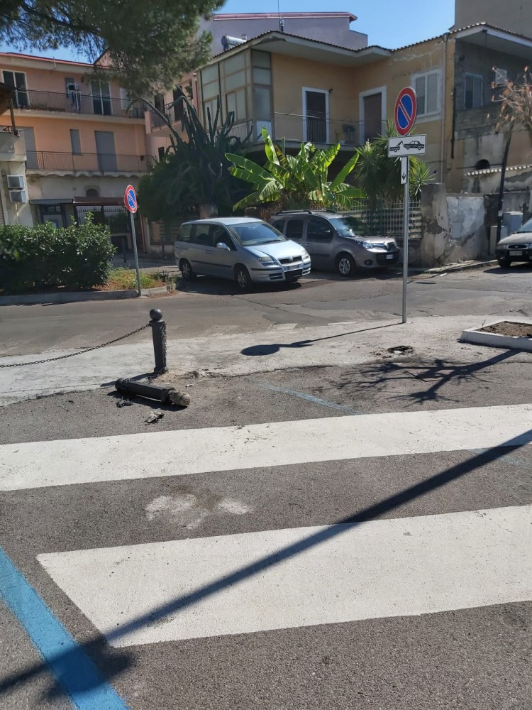 Poggiomarino, lavori fermi e zero abbonamenti a piazza Mazzini