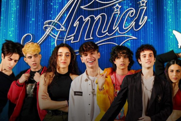 Sangiovanni e Deddy pubblicano il loro primo EP nell'immediata vigilia della finale di "Amici"