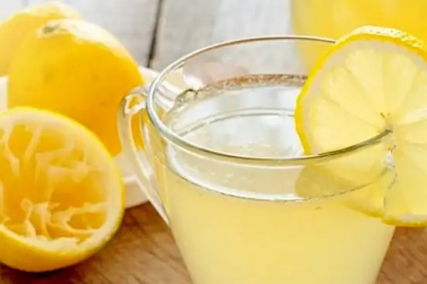 IN SALUTE: Acqua e limone fanno dimagrire?