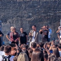 Dal palco alle scuole: il messaggio di Andrea Sannino conquista i giovani