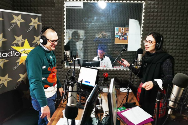 Radio Star 2000 si rifà il look: nuova frequenza e nuovo logo