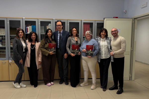 Incontro con Alessandra Cuevas: l'Isis "Rosmini" di Palma Campania diventa presidio di legalità e di coscienza civile