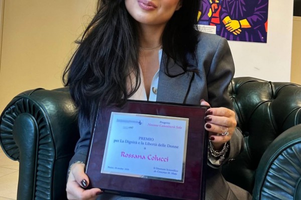 A Rossana Colucci il “Premio per la libertà e la dignità delle donne”