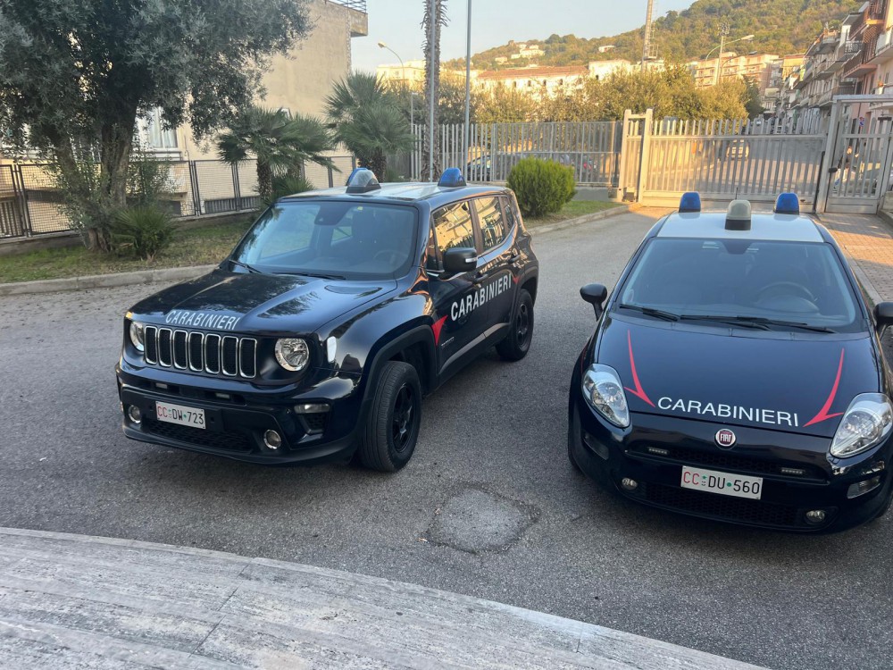 Tentativo di furto d'auto a Palma Campania: i Carabinieri fermano tre ladri