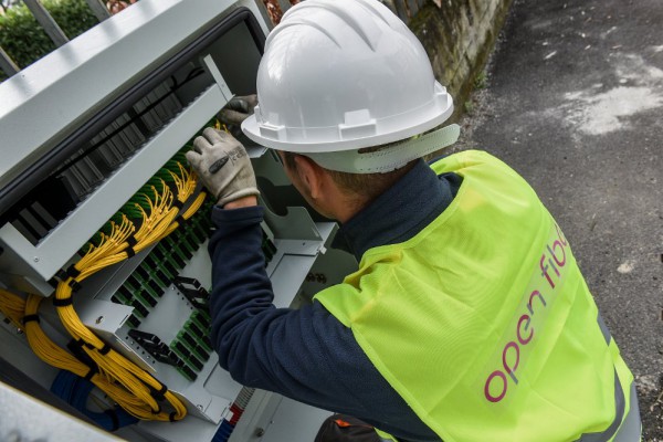 La rete in fibra ottica si intensifica: un’estate di lavori a Palma Campania