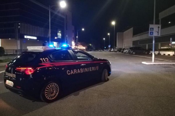 Corse clandestine con i video sui social. Carabinieri denunciano due ragazzi