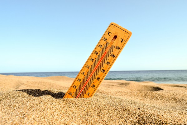 Condizionatori, sostenibilità e cambiamento climatico: il paradosso che alimenta il caldo