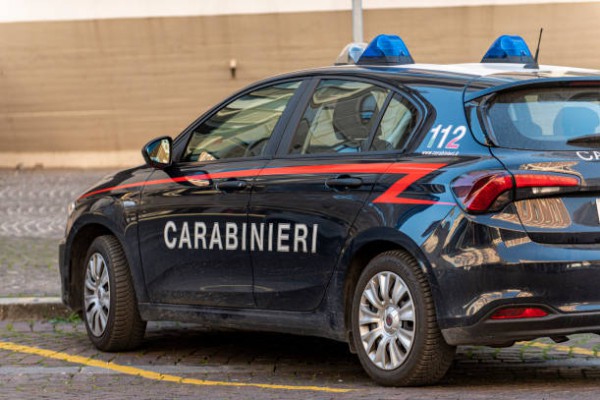 Carabinieri e Procura individuano rapinatore di smartphone grazie ad una cicatrice