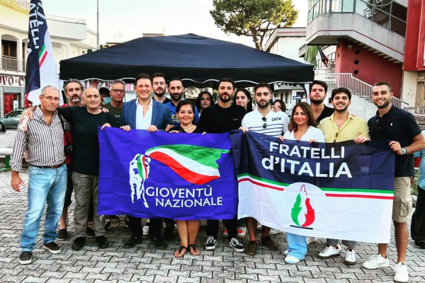 Gioventù Nazionale, il team di Ferrante prepara per venerdì 9 settembre un gazebo elettorale in piazza De Martino