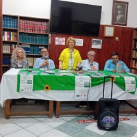 “Spalle al muro e una vita davanti” di Felice Peluso: una serata di grande successo a Palma Campania