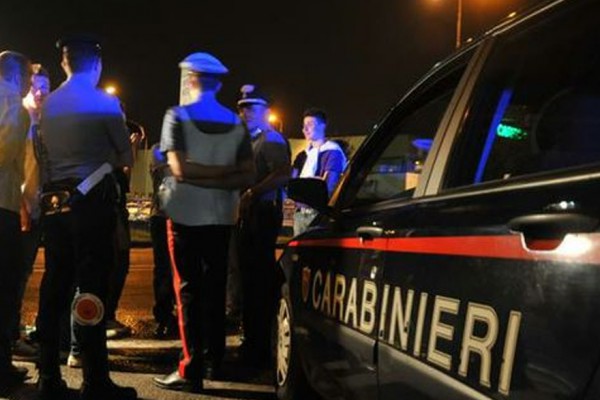 Palma Campania, assembramenti di giovani a mezzanotte in pineta Tribucchi, con musica ad alto volume: tutti denunciati e multati