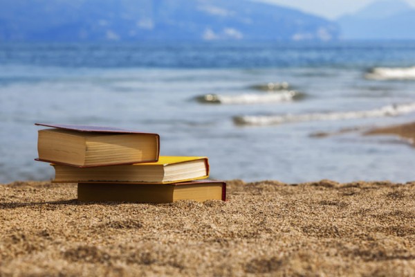Un'estate da leggere: i libri consigliati dal Pappagallo