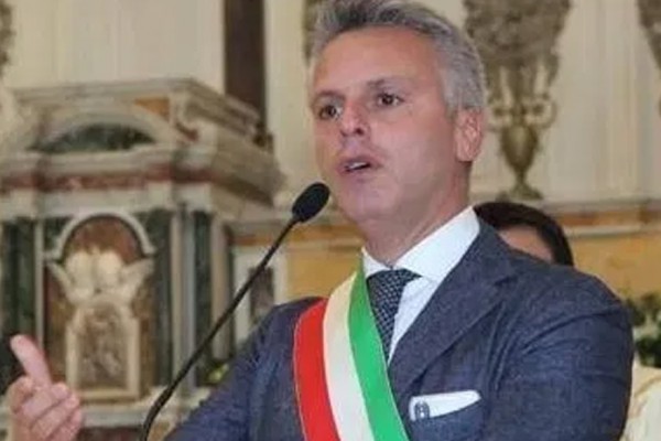 Ottaviano, rischio Covid: il sindaco Capasso fissa le regole fino al 10 gennaio