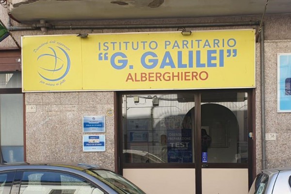 La poesia al centro del progetto Lettura: nuovo incontro presso l'Istituto Paritario "Galilei" di Nola
