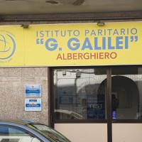 La poesia al centro del progetto Lettura: nuovo incontro presso l'Istituto Paritario "Galilei" di Nola