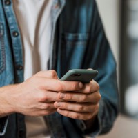 TRUFFE, SCOPERTA "CENTRALE" CHE INVIAVA MIGLIAIA SMS AL GIORNO CON TECNICA SMISHING