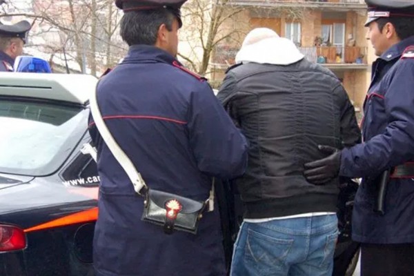 Cicciano, accoltellò un 57enne in centro: rintracciato e arrestato a Bergamo 33enne di Saviano