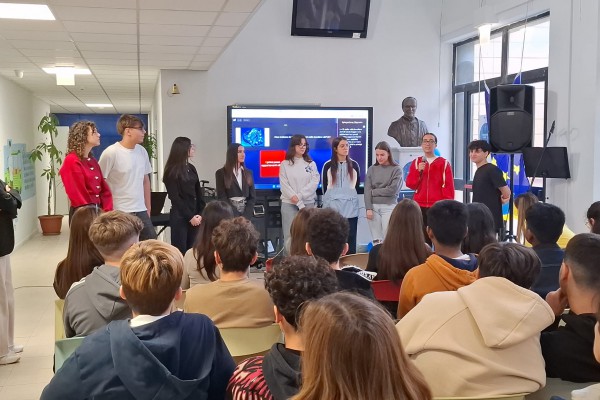 Erasmus Days 2025 all’ISIS “A. Rosmini” di Palma Campania: un ponte tra scuole e culture