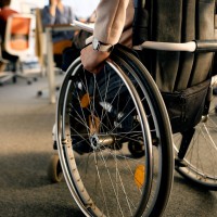 Pensione di invalidità, la Corte Costituzionale estende l’integrazione al minimo a tutti i lavoratori, anche quelli del regime contributivo