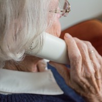 La piaga delle truffe agli anziani. Giovanissimi nel mirino: l’ultimo ha 16 anni ed è recidivo