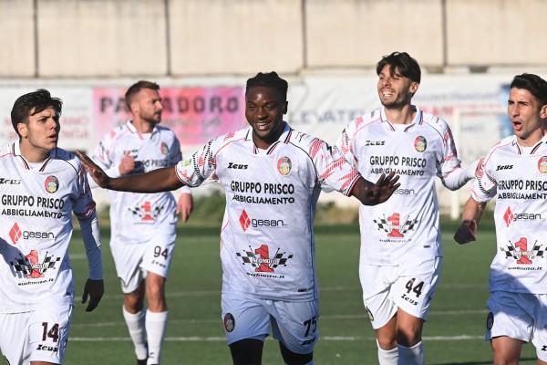 Palmese show: cinque gol rifilati al Trastevere nello scintillante pomeriggio di Teyou