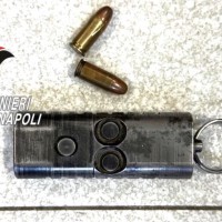 Palma Campania: Penne pronte per uccidere, Carabinieri arrestano 27enne