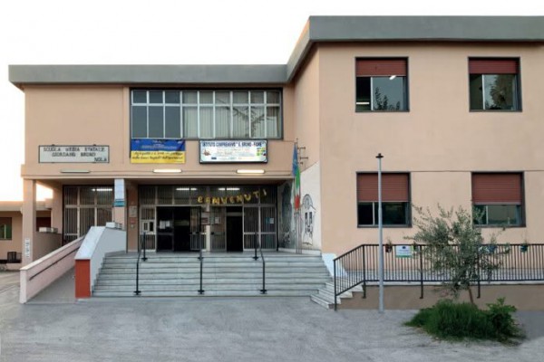 Nola, la scuola che non va in vacanza: alla Bruno-Fiore-Sanseverino laboratori, sport e socialità anche d’estate