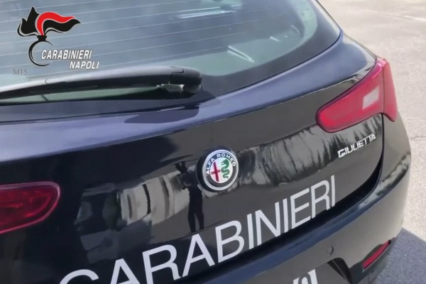 SARNO-PALMA CAMPANIA. VIOLENZE E MINACCE PER ATTIVITÀ COMMERCIALE: TRE ARRESTI