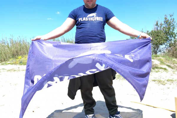 Giuseppe Falco, il paladino di Plastic Free che difende l'ambiente con tenacia e passione