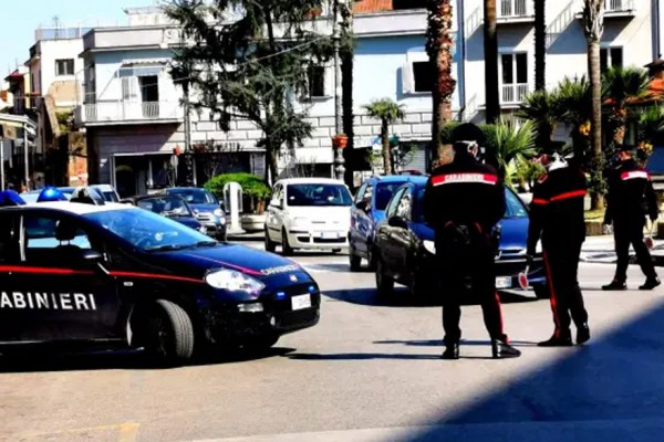 Palma Campania, Carabinieri arrestano un giovane per detenzione di marijuana