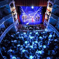 Incendio al Teatro Sannazaro: un pezzo di storia che va in fumo