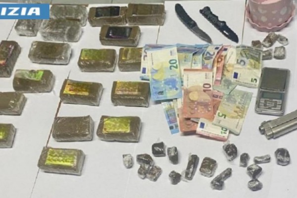Piazza Giordano Bruno: nasconde in casa oltre 2 kg di droga. Arrestato a Nola un 33enne dalla Polizia di Stato
