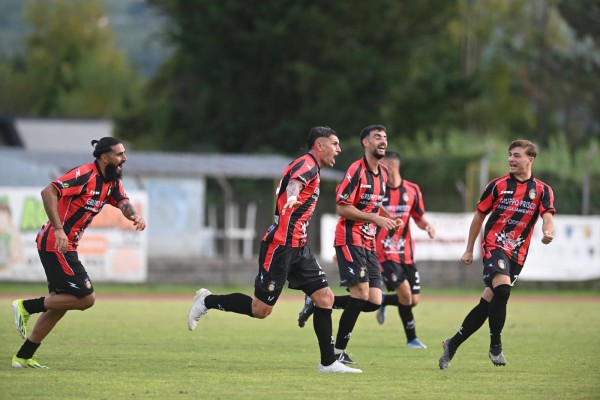La Palmese corsara a Cassino: Galesio e D'Angelo regalano la prima vittoria stagionale ai rossoneri