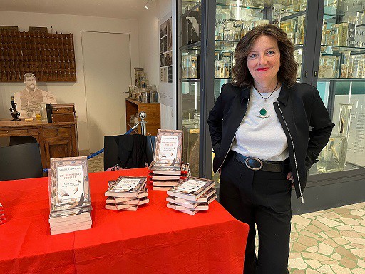 PRESENTAZIONE DEL LIBRO UN PENSIERO RIBELLE DI MIRELLA ARMIERO