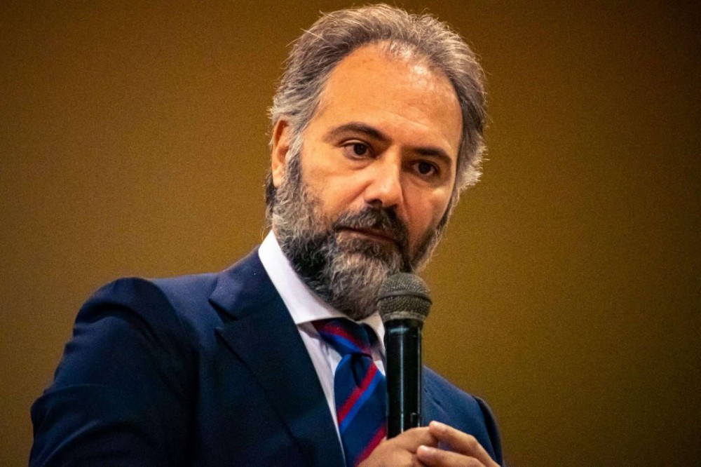 CIMITILE IN PRIMA LINEA PER LA LEGALITÀ: IL MAGISTRATO CATELLO MARESCA PRESENTA “IL GENIO DI GIOVANNI FALCONE”