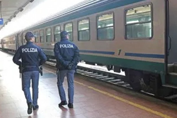 Calano i reati, ma sale il rischio Covid: il bollettino della Polizia Ferroviaria