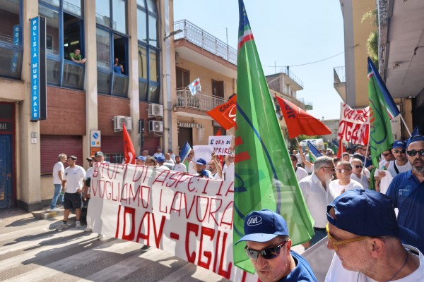 Vertenza IDAV, il sindaco Gerli: “Condizioni per una ripresa produttiva parziale ci sono. Ora la proprietà presenti una nuova AUA”
