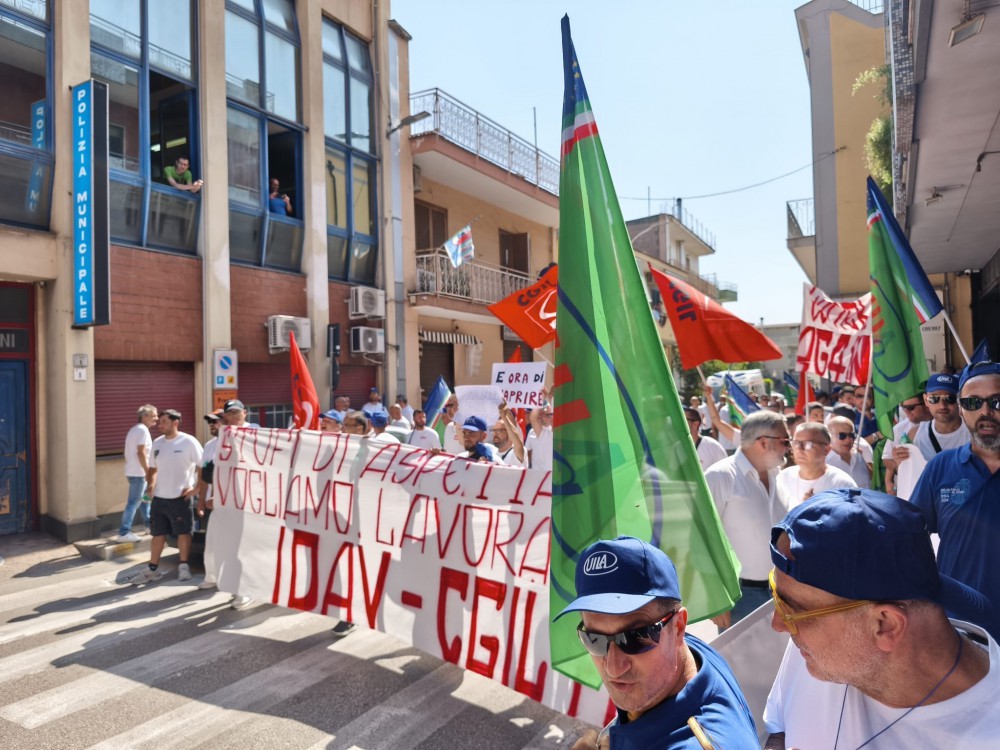 Vertenza IDAV, il sindaco Gerli: “Condizioni per una ripresa produttiva parziale ci sono. Ora la proprietà presenti una nuova AUA”