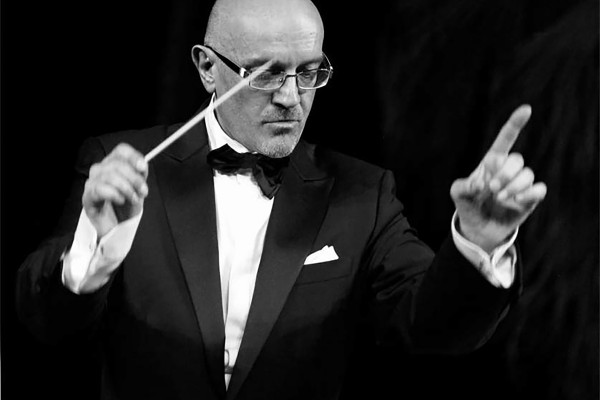 La Pizzicato Verlag Helvetia presenta "L’Arte della Direzione d'Orchestra - Conduct the Orchestra - Musical Phenomenology"