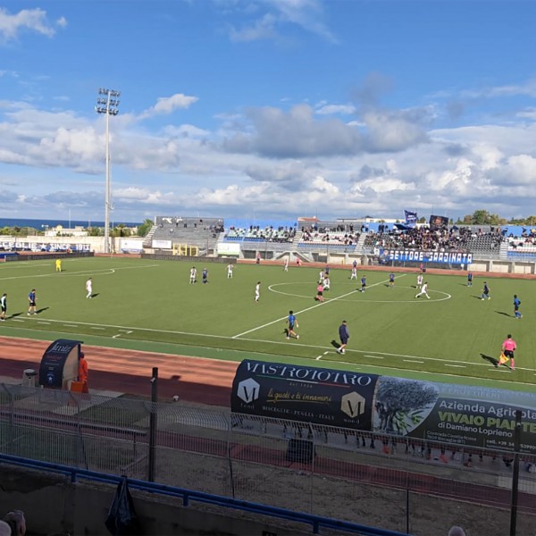 Palmese bella per un'ora, il Bisceglie regge e la spunta alla distanza