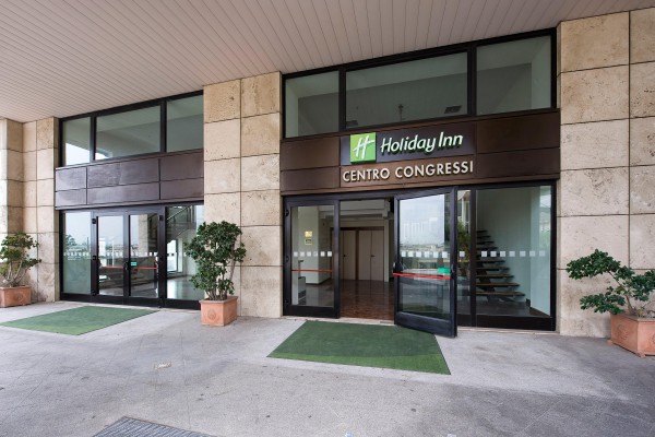 Opus Vision: grande attesa per l'evento del 22 novembre all'Holiday Inn di Napoli