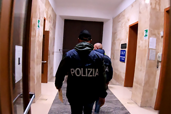 Nola: dovrà scontare oltre 7 anni di reclusione. Arrestato dalla Polizia di Stato