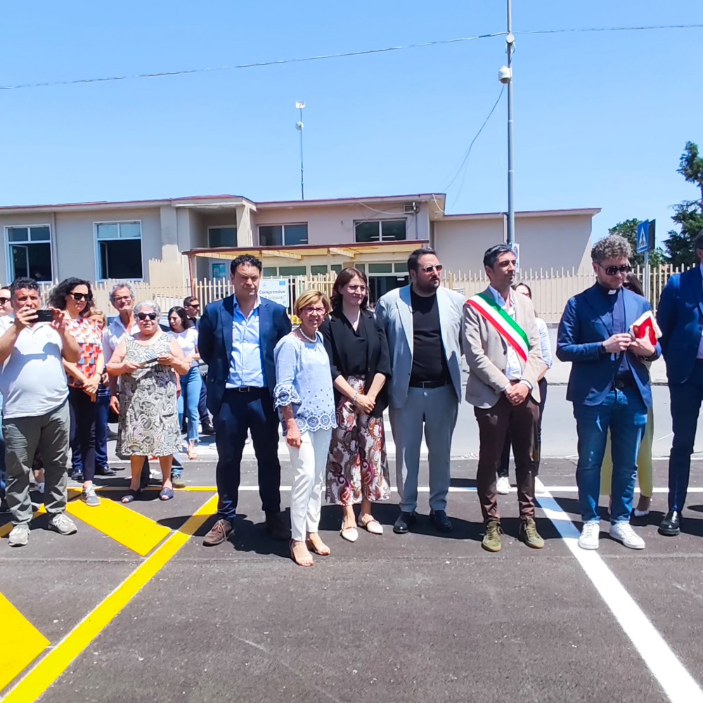 Parcheggio a servizio della scuola della frazione Miuli, inaugurata la nuova area di sosta a Marigliano