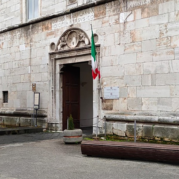 Frode IVA, emissione e utilizzo di fatture false e reati fiscali connessi: dieci persone condannate nel nolano
