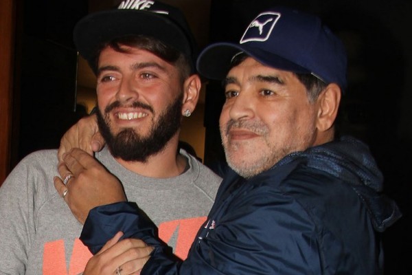 Diego Armando Maradona Jr atteso a Palma Campania, ospite della Tabaccheria Carbone