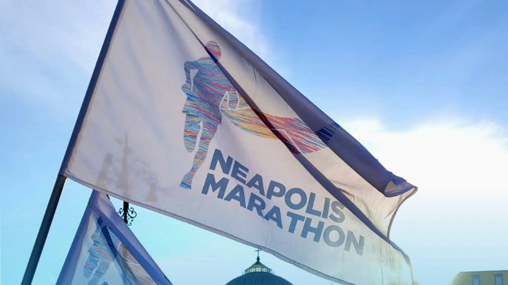 Napoli, una città che corre: la Neapolis Marathon tra sport e storia