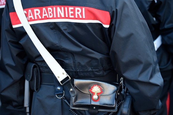 Carabinieri denunciano una 59enne per contrabbando, percepiva il reddito di cittadinanza