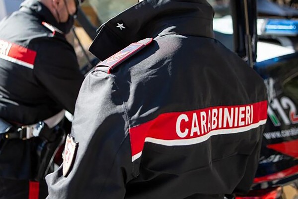 Carabinieri denunciano una 59enne per contrabbando, percepiva il reddito di cittadinanza