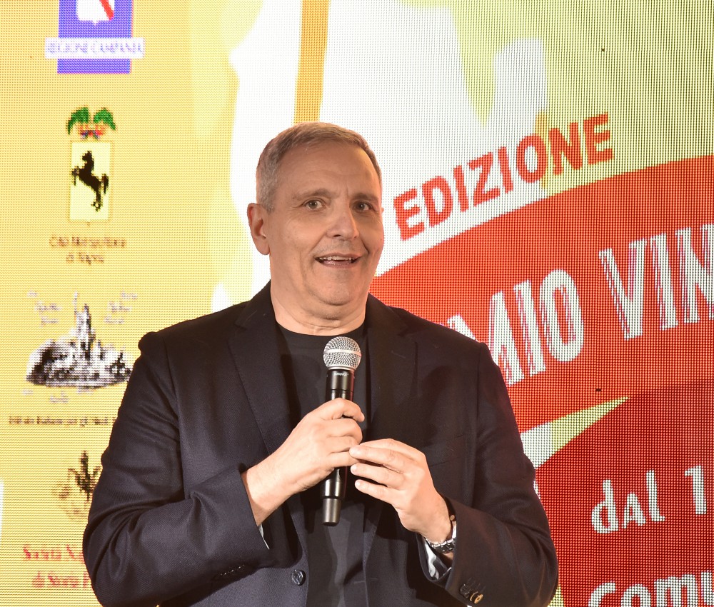 Il teatro di Palma Campania si tinge di "giallo": Maurizio de Giovanni presenta il nuovo bestseller "Figli"