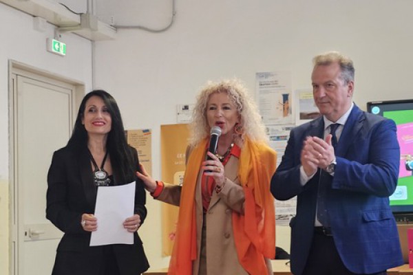 SUCCESSO E GRANDE EUFORIA AL LICEO “ALBERTINI” DI NOLA PER “LOUIS ARMSTRONG. LA MUSICA OLTRE IL RAZZISMO”